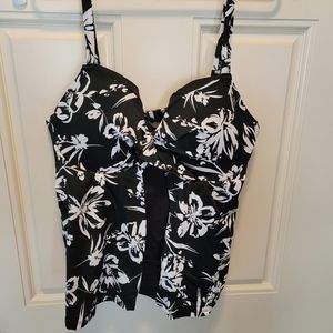 Women's Swimsuits For All Swim Top Size 18